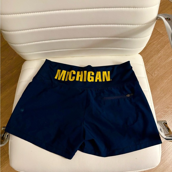 University of Michigan Women's Navy Shorts (umich) - Picture 1 of 3